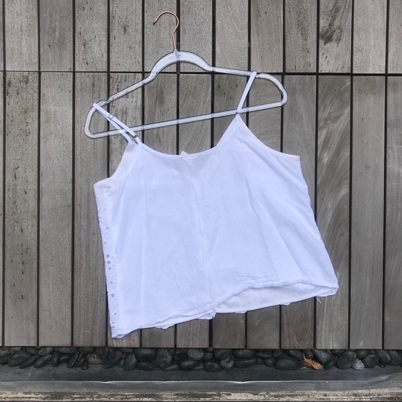 CJAPNA White Cotton Eyelet Lace Button Down Top - Picture 4 of 7